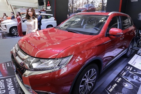 越南河内汽车及摩托车工业展览会展会现场图片