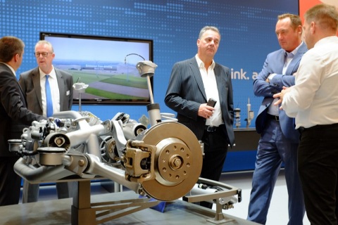 德国沃尔夫斯堡汽车供应链展展会现场图片