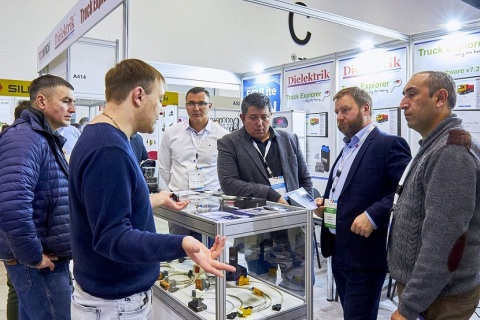 哈萨克斯坦汽车展览会展会现场图片