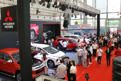 越南河内汽车及摩托车工业展览会展会现场图片