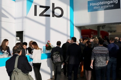 德国沃尔夫斯堡汽车供应链展展会现场图片