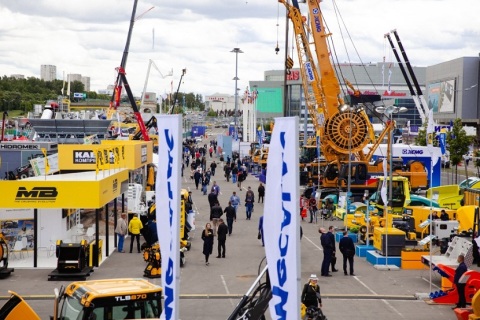 俄罗斯莫斯科商用车及技术贸易展览会展会现场图片