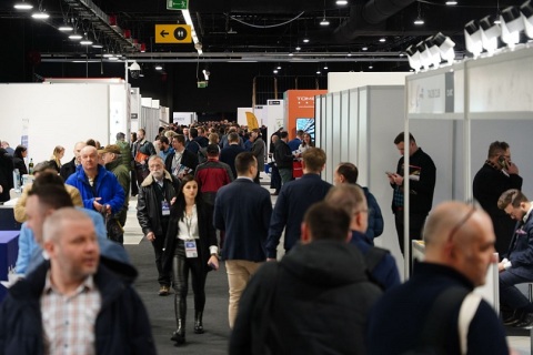 波兰国际太阳能光伏展展会现场图片