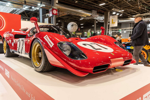 法国巴黎古董汽车、摩托车展览会展会现场图片