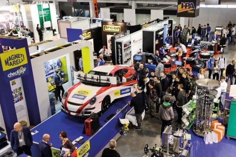 波兰波兹南汽车工业及配件展览会展会现场图片