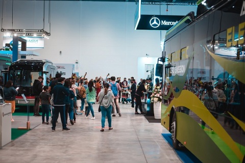 哈萨克斯坦中亚商用车展览会展会现场图片