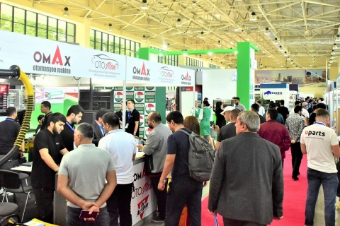 乌兹别克斯坦汽车工业及配件展览会展会现场图片