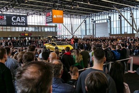 荷兰车展IAMS展会现场图片