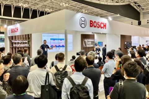 日本横滨汽车工程展览会展会现场图片