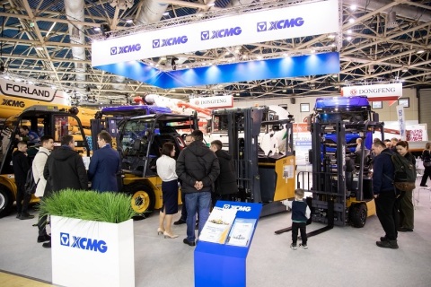 俄罗斯莫斯科卡车及商用车展览会展会现场图片