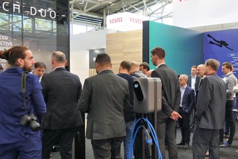 德国慕尼黑电动车展览会展会现场图片