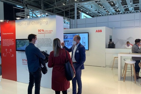 德国慕尼黑电动车展览会展会现场图片