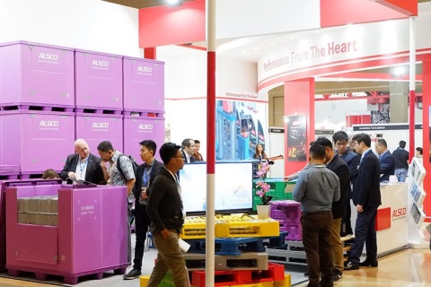 印尼电动车及充电桩展览会展会现场图片