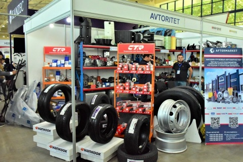 乌兹别克斯坦汽车工业及配件展览会展会现场图片