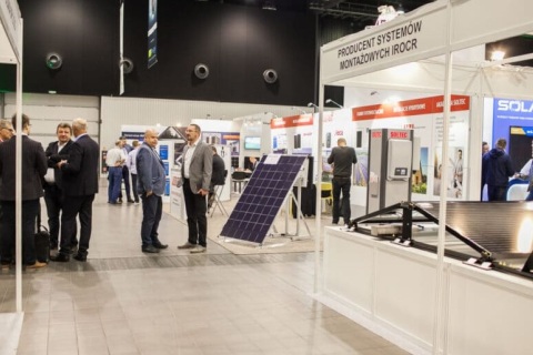 波兰国际太阳能光伏展展会现场图片