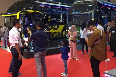 印尼雅加达卡车及客车展览会展会现场图片