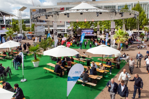 德国法兰克福汽车配件、维修保养及售后服务展览会展会现场图片