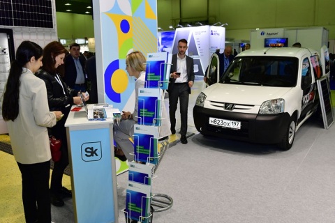 俄罗斯莫斯科太阳能光伏展-俄罗斯新能源电动车展展会现场图片