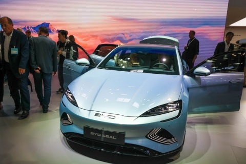 沙特利雅得电动汽车展览会展会现场图片