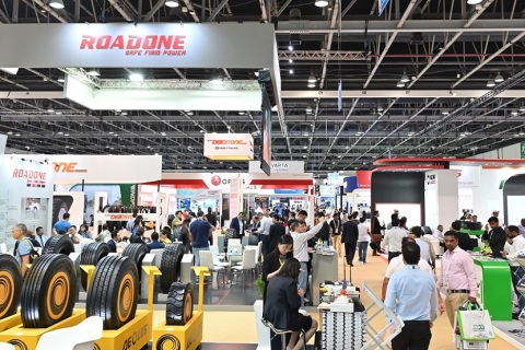 中东迪拜汽配展览会展会现场图片