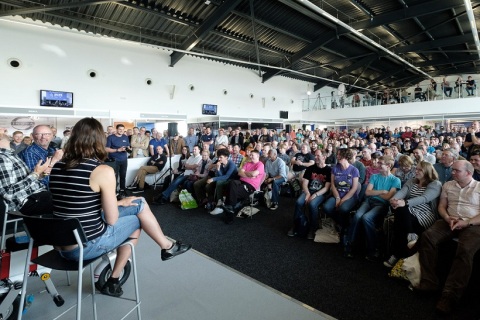 加拿大温哥华电动车及储能展览会展会现场图片