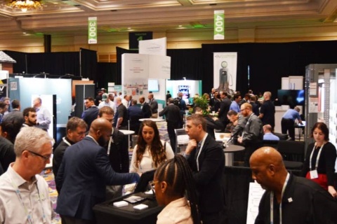 美国新能源电动车及充电桩展EVCS展会现场图片