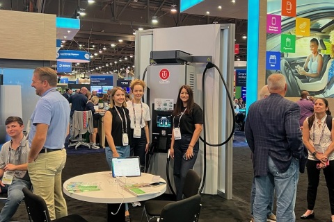 美国新能源电动车及充电桩展EVCS展会现场图片