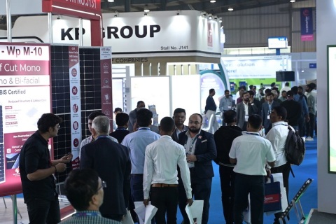 印度电动车充电设备展展会现场图片