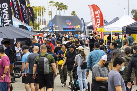 英国汽车电气化技术展览会展会现场图片