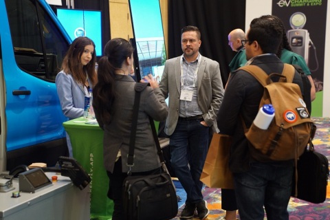 美国新能源电动车及充电桩展EVCS展会现场图片