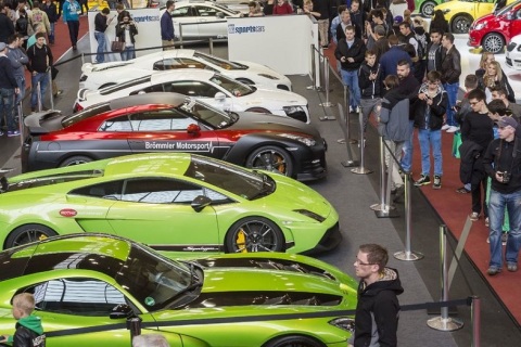 德国腓特烈港改装车展览会展会现场图片