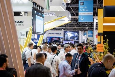 中东迪拜汽配展览会展会现场图片