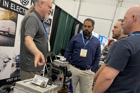 美国电动新能源汽车展览会EV TECH EXPO展会现场图片