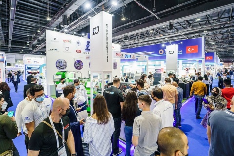 中东迪拜汽配展览会展会现场图片