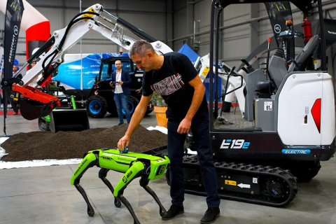 捷克能源、电动车、充电桩展览会展会现场图片