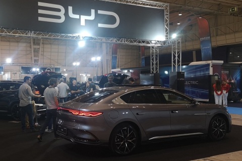 葡萄牙新能源车及电动汽车展览会展会现场图片