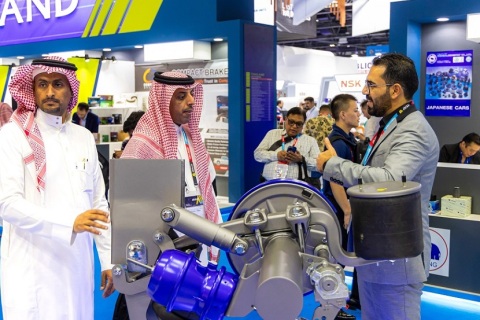 沙特利雅得国际汽配展展会现场图片