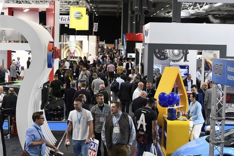 英国伯明翰汽车配件展览会展会现场图片