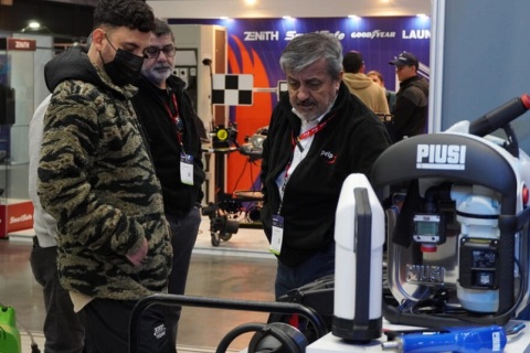 智利汽车配件及售后服务展览会展会现场图片