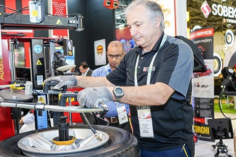 伊朗德黑兰汽车配件展览会展会现场图片