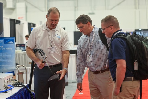 美国诺维汽车内饰展览会展会现场图片
