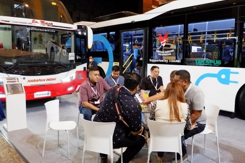 印尼雅加达叉车设备及配件展览会展会现场图片