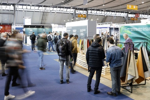 德国斯图加特汽车内饰展览会展会现场图片