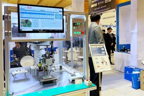 韩国首尔汽车电子工业技术展览会展会现场图片