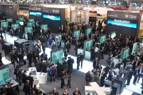 德国斯图加特加油站设施及洗车设备展览会展会现场图片