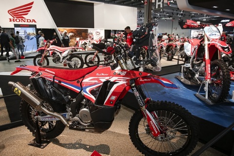 意大利米兰摩托车及自行车展展会现场图片