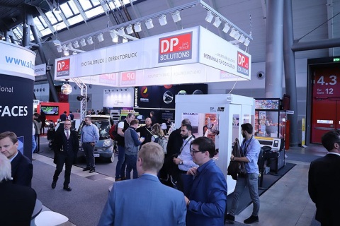 德国斯图加特汽车内饰展览会展会现场图片