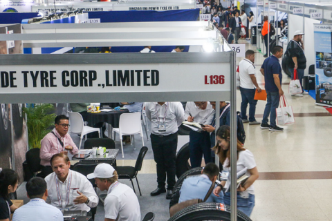 巴拿马轮胎展览会展会现场图片