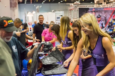 美国拉斯维加斯摩托车展览会展会现场图片