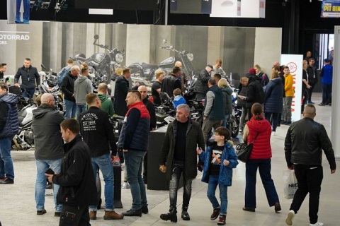 波兰华沙摩托车及配件展览会展会现场图片